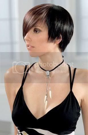 short haircuts women round faces
